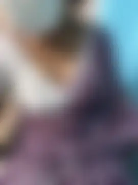 monal_95's Live Chat Room