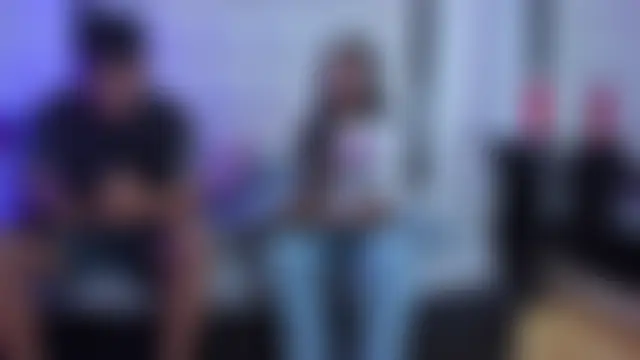 غرفة دردشة Aliss_Aron المباشرة