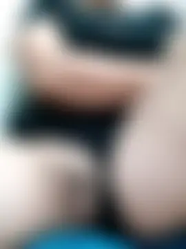 Mona8386 Adlı Modelin Canlı Sohbet Odası