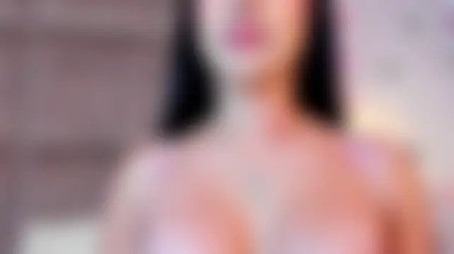 AnyaJay – Naživo XXX chat