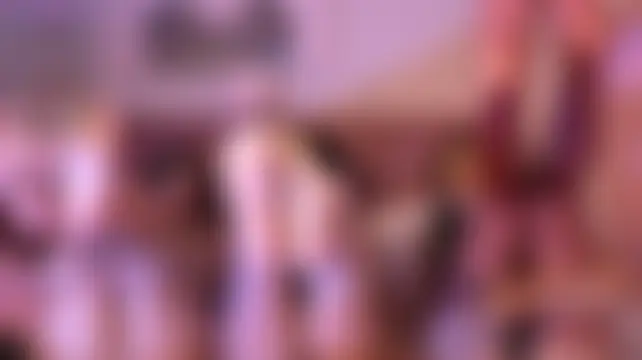 ela_petit – Naživo XXX chat