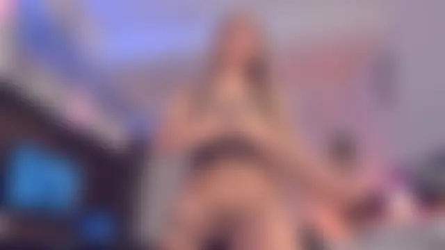 nicolette_tay Show Webcam