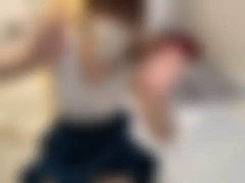 cheese_onion Adlı Modelin Canlı Sohbet Odası