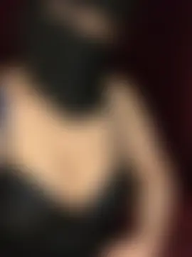 Chat soba uživo modela RooVaaN-Xx