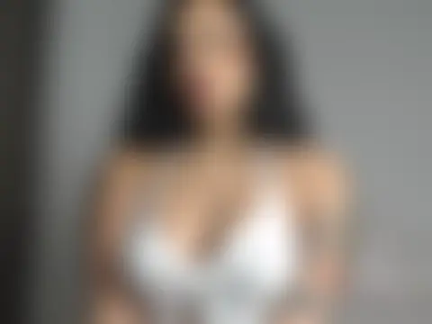 ObeyVal élő chatszobája