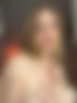 MilaMoone Live chatroom