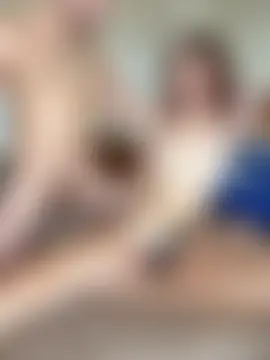 CurlyChloe Pertunjukan Kamera Seks Langsung
