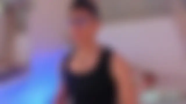 SalvadorFit 网络视讯表演