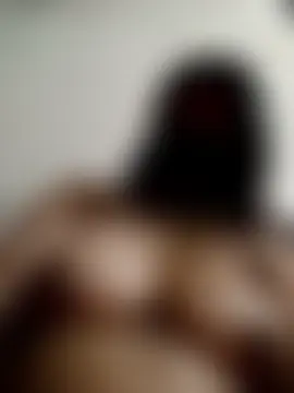 soni_megwal0 élő chatszobája