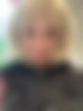 RonnieKiss লাইভ চ্যাট রুম