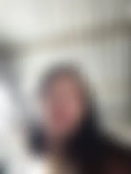 Chat soba uživo modela zhen-zo