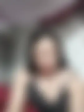 Chat soba uživo modela zhen-zo