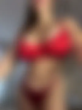 LadyCherries' Live Chat Room