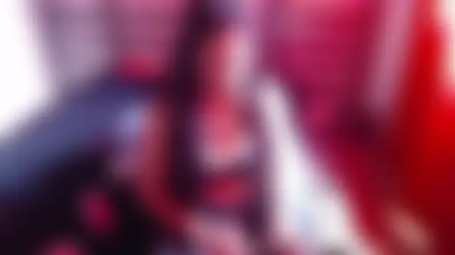 SexyDolly777 – Naživo chatovacia miestnosť