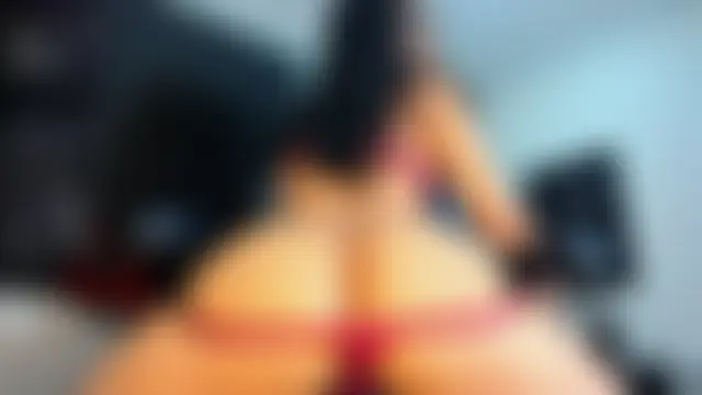 Luciaoregonのライブチャットルーム