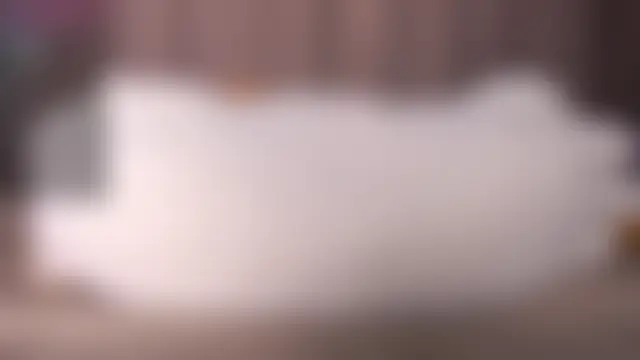 Laura_pinky's Live Chat Room