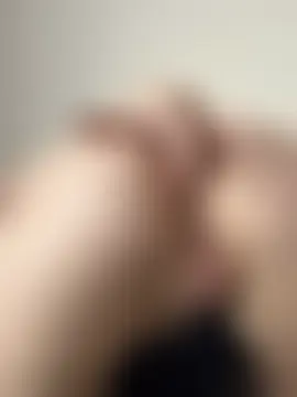 Fluffy_Cloude's Live Chat Room