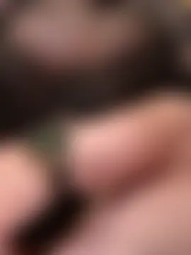 CurvyVelvetXO's Live XXX Chat