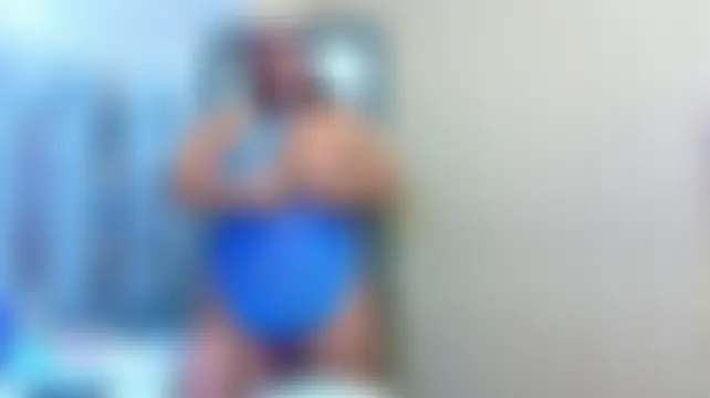חדר צ'אט בשידור חי של matureahomegirl