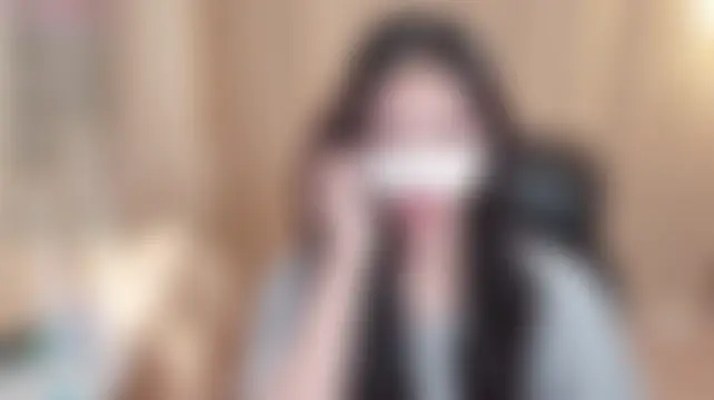 Milk_Sola Live Chatraum