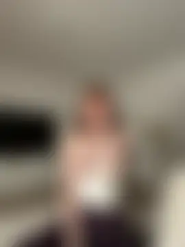 חדר צ'אט בשידור חי של kimkatyrides