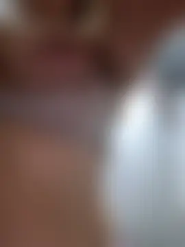 Hotpussymoon's Live Webcam Chat