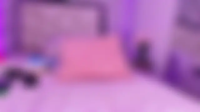lili_jhonson's Live Chat Room