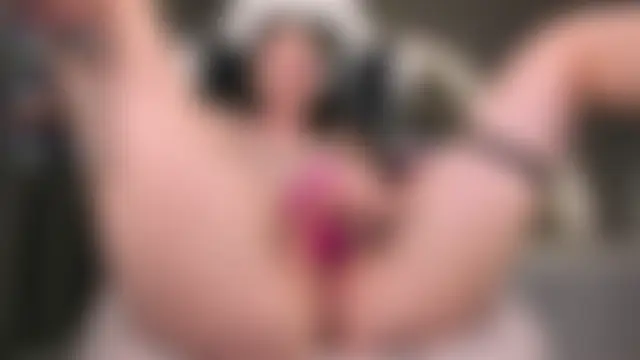 hailey207's Live Chat Room