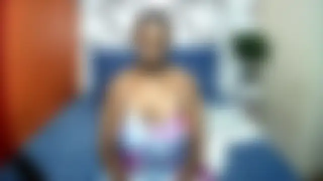 Show de SexyCurves9 na webcam