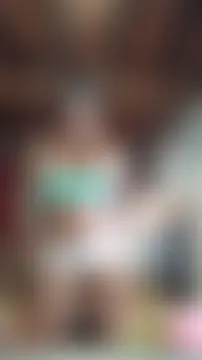 ChanneldelaCroix লাইভ চ্যাট রুম