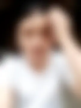 Hilary-123's Live Chat Room