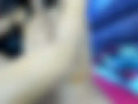 Jeeaneskii_top Show in webcam