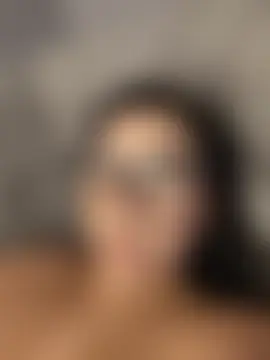 חדר צ'אט בשידור חי של goodgirl22__
