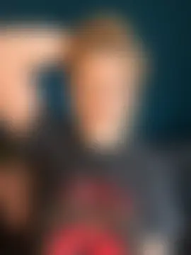 CherryyCheeks – Naživo chatovacia miestnosť