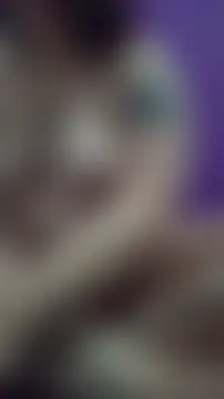 Chat soba uživo modela Lua_Purple