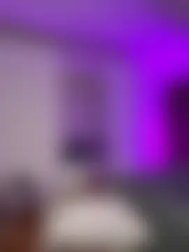 Phòng Chat Trực Tiếp DakotaDaimon