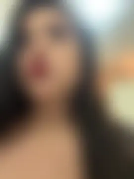 HellenaTinoco – Naživo chatovacia miestnosť