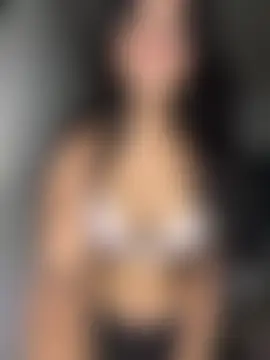 annaya_sexy élő XXX-chatje