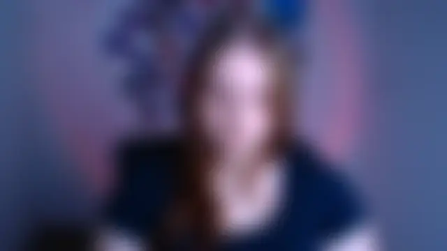 Kitty_Mia_Kitty Adlı Modelin Canlı Sohbet Odası