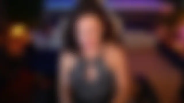 Dafni_Monn's Live Chat Room