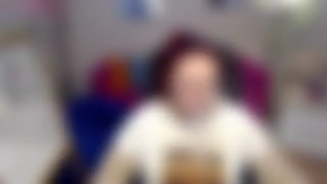 Pokój czatu na żywo – kuri_u