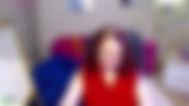 kuri_u élő chatszobája