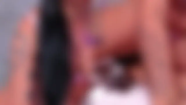 MelanyHolsen – Naživo chatovacia miestnosť