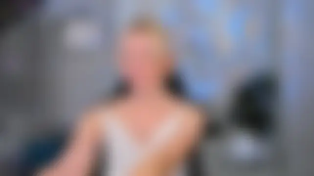 Julie_Lucas' Webcam Show