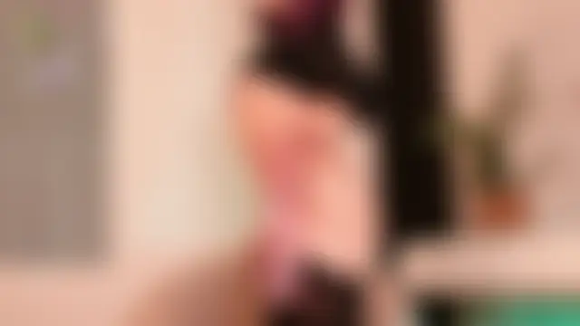 Gothel Adlı Modelin Canlı Sohbet Odası