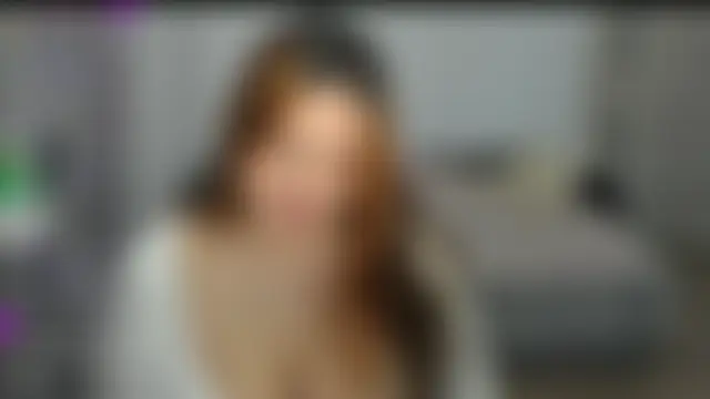 غرفة دردشة Elyssae المباشرة