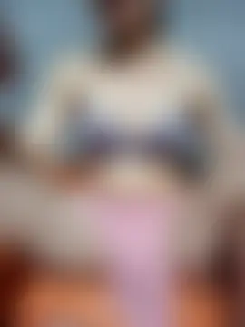 Hayaya11's Live Chat Room