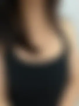 Riri_Natsumi – Naživo chatovacia miestnosť