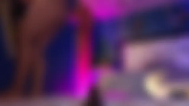 ห้องแชทสดของ Ladyy_brownn