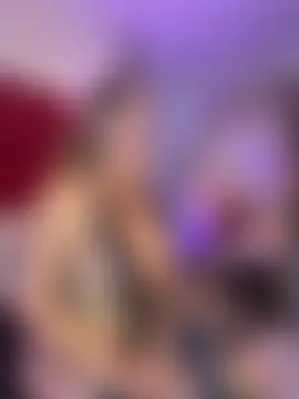 NahomiRossn Live chat-huone